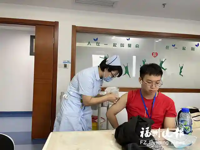 大学生“七一”捐造血干细胞