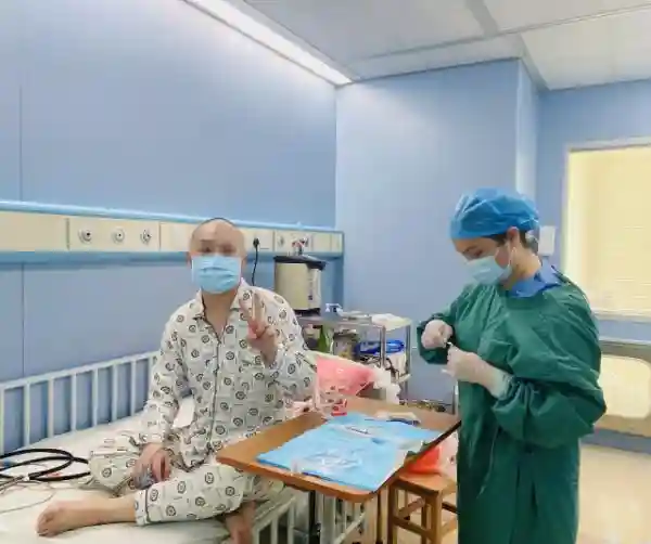 高考前夕，珍贵脐带血成功救治白血病考生