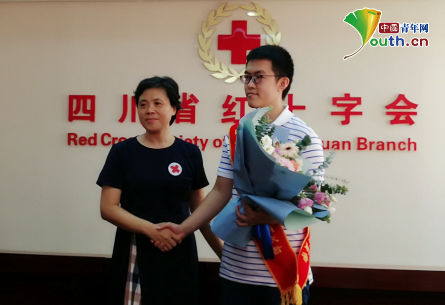 科研人员建立基于人内胚层干细胞的规模化肝向分化系统
